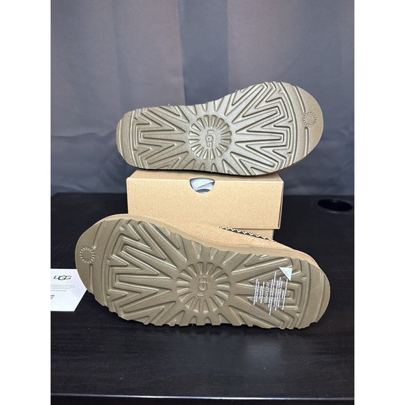 UGG TASMAN SLIPPER WOMEN'S CHESTNUT SUEDE BRAND NEW | Size 6 | SHIPS NOW! - Picture 5 of 8
